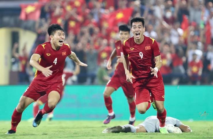 Tiến Linh và các đồng đội đã giành được huy chương vàng SEA Games 31 sau khi đánh bại U23 Thái Lan ở trận chung kết