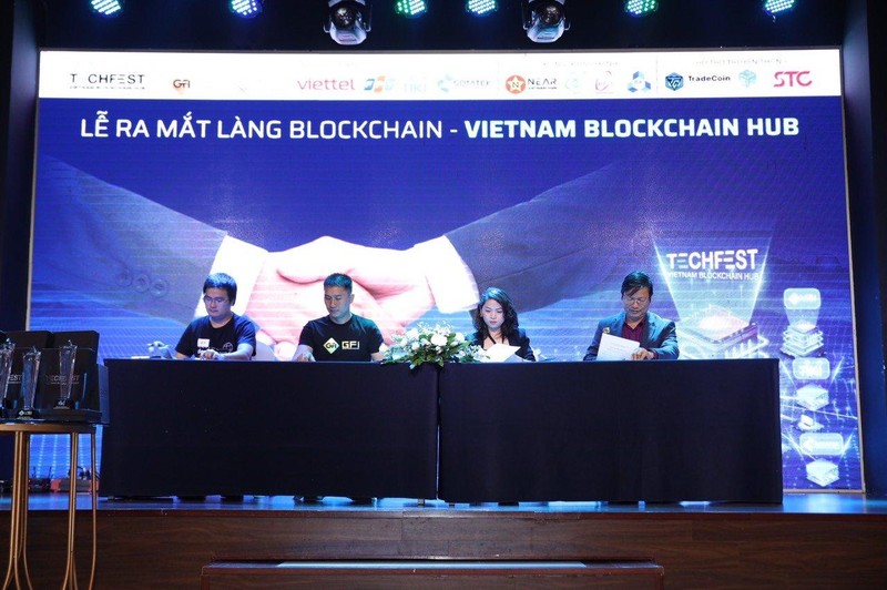 Ký kết hợp tác về xây dựng hệ sinh thái Blockchain Việt Nam Ký kết hợp tác về xây dựng hệ sinh thái Blockchain Việt Nam