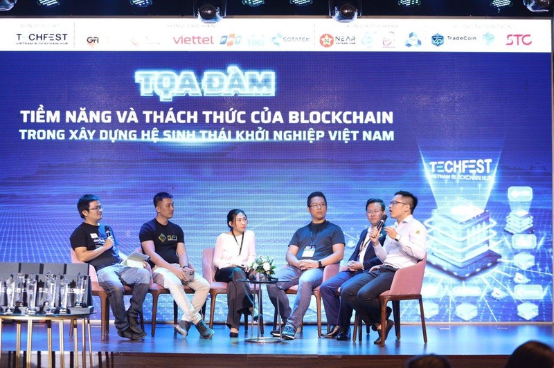 Tọa đàm về Tiềm năng và Thách thức của Blockchain Tọa đàm về Tiềm năng và Thách thức của Blockchain
