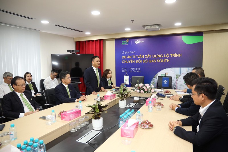 Ông Nguyễn Ngọc Luận - Tổng Giám đốc Gas South phát biểu tại buổi lễ Ông Nguyễn Ngọc Luận - Tổng Giám đốc Gas South phát biểu tại buổi lễ