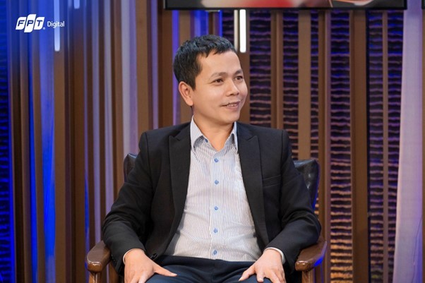 Ông Nguyễn Nhất Tuấn cho rằng nếu được áp dụng đúng cách công nghệ giúp giảm giá thành sản phẩm. (Ảnh: FPT Digital) dxtalks e3-1-2.jpg