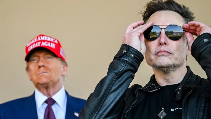 Tỷ phú Elon Musk là bạn thân của ông Donald Trump Donald Trump va Elon Musk.jpg