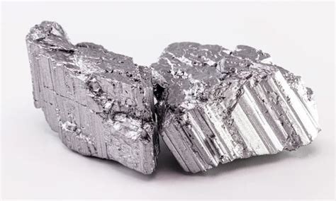 Hình ảnh Neodymium, một trong những nguyên tố đất hiếm quan trọng Neodymium.jpg