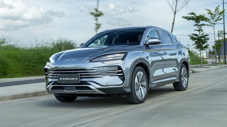 Chiếc BYD Sealion 6 PHEV. Ảnh: BYD BYD Sealion 6 PHEV - anh BYD.jpg