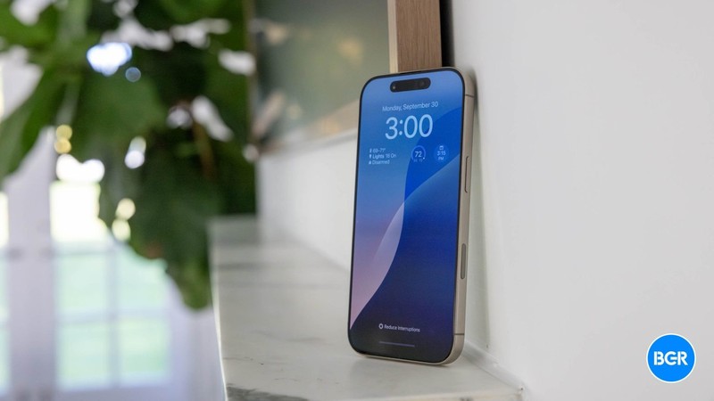 iPhone 16. Ảnh: BGR iPhone 16 - BGR.jpg