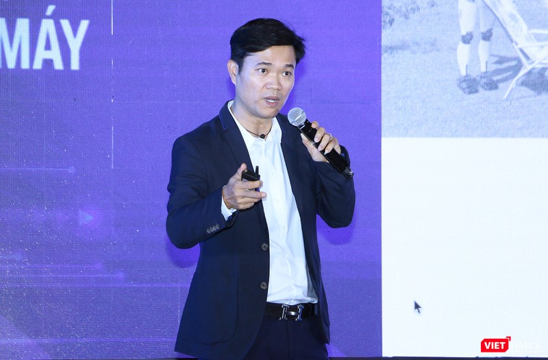 Ông Ngô Quốc Hưng cho biết VinRobotics sẽ tiếp tục nhân rộng các nguyên mẫu hiện có đồng thời đẩy mạnh phát triển năng lực robot thông minh dựa trên trí tuệ nhân tạo vt_ngo quoc hung vinrobotics 2.jpg