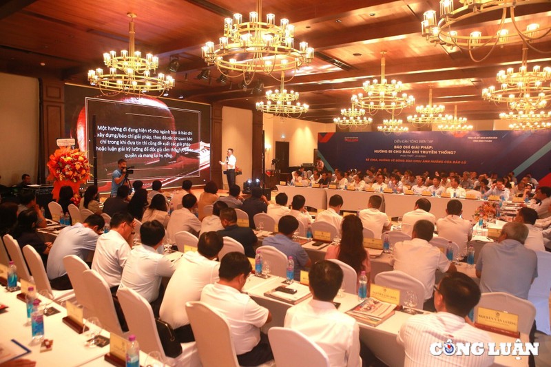 Quang cảnh Diễn đàn. (Ảnh: NBCL) 9fe9c5fa75ded3808acf-1426.jpg