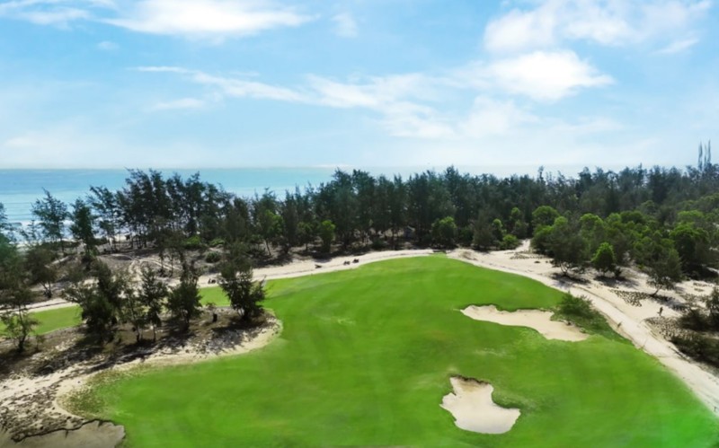 Hố 10 sân gôn Golden Sands Golf Resort IMG_2815.jpeg