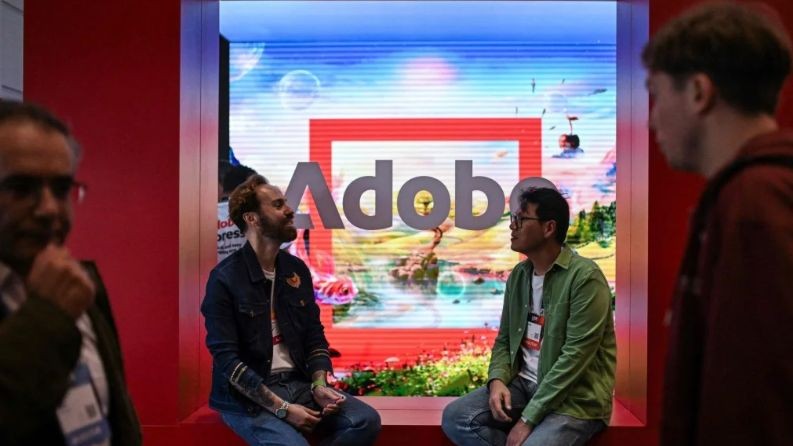 Adobe tại sự kiện Web Summit ở Lisbon. Ảnh: SCMP.