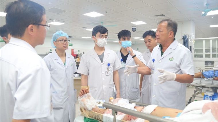 Bệnh nhân nhập viện cấp cứu ở BV Việt Đức nhiều người hôn mê, không biết danh tính nhưng đều được cứu chữa. hung-1-2775-3017.jpg