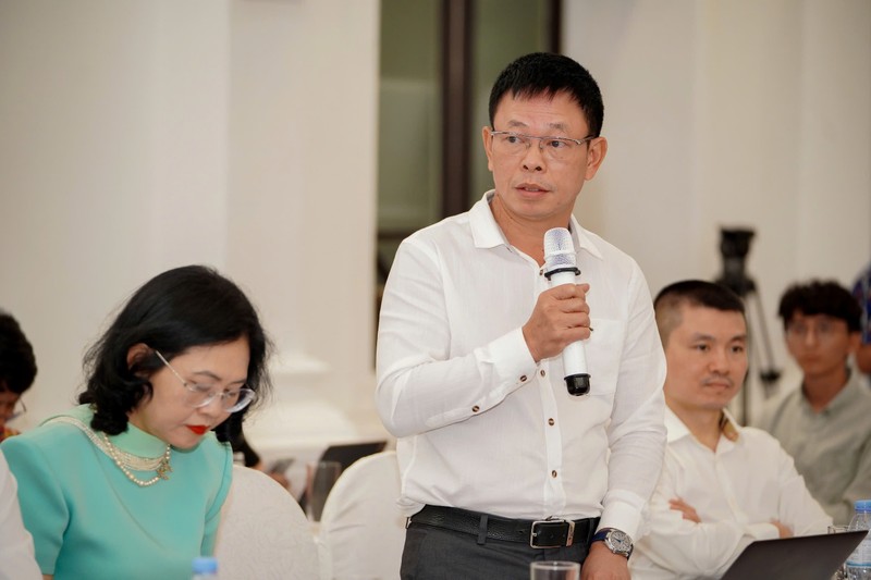 Tổng Biên tập Báo Tiền Phong, Phùng Công Sưởng cho rằng, Luật Báo chí (sửa đổi) lần này cần tháo gỡ các điểm nghẽn, đặc biệt là ở kinh tế báo chí, mô hình tổ chức, cơ chế hoạt động và quyền tự chủ của cơ quan báo chí, để thực sự mở đường cho báo chí Việt Nam phát triển chuyên nghiệp, hiện đại và hội nhập. z6606797417519_d563920b2da245f48714fa74e341bccd.jpg