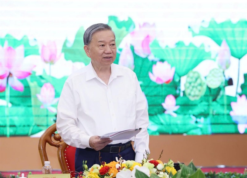 Tổng Bí thư Tô Lâm phát biểu chỉ đạo tại buổi làm việc. Tổng Bí thư Tô Lâm phát biểu chỉ đạo tại buổi làm việc.