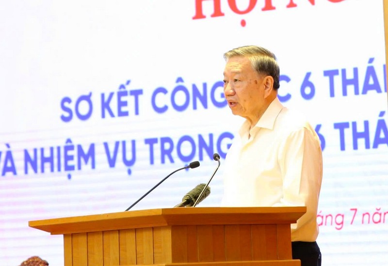 Tổng Bí thư Tô Lâm phát biểu tại Hội nghị sơ kết 6 tháng đầu năm và nhiệm vụ 6 tháng cuối năm 2025 của Ban Chỉ đạo Trung ương về phát triển khoa học, công nghệ, đổi mới sáng tạo và chuyển đổi số Tổng Bí thư Tô Lâm phát biểu tại Hội nghị sơ kết 6 tháng đầu năm và nhiệm vụ 6 tháng cuối năm 2025 của Ban Chỉ đạo Trung ương về phát triển khoa học, công nghệ, đổi mới sáng tạo và chuyển đổi số