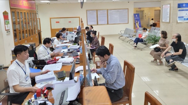 Theo GS Hà Tôn Vinh, môi trường pháp lý của Việt Nam vẫn nặng tính “xin- cho”, thiếu tính dự báo, và thường ưu tiên sự an toàn cho cơ quan quản lý hơn là khuyến khích đổi mới sáng tạo. Ảnh minh họa/VGP cchc-17012660882151619246980.jpg