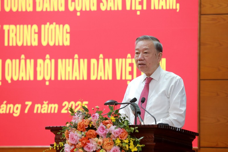 Tổng Bí thư Tô Lâm, Bí thư Quân ủy Trung ương phát biểu chỉ đạo tại buổi làm việc. aquyethh-untitled-5-2b4e4-9803.jpg
