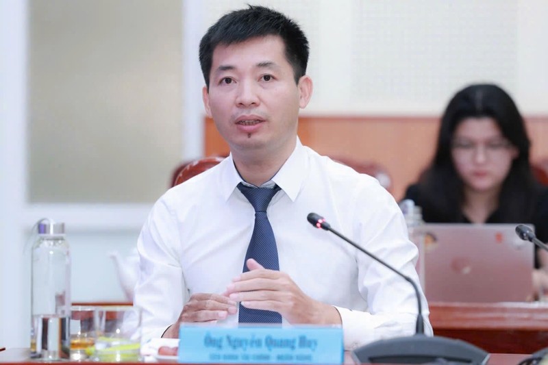 Ông Nguyễn Quang Huy - CEO Khoa Tài chính Ngân hàng, Trường Đại học Nguyễn Trãi IMG_0915.jpeg