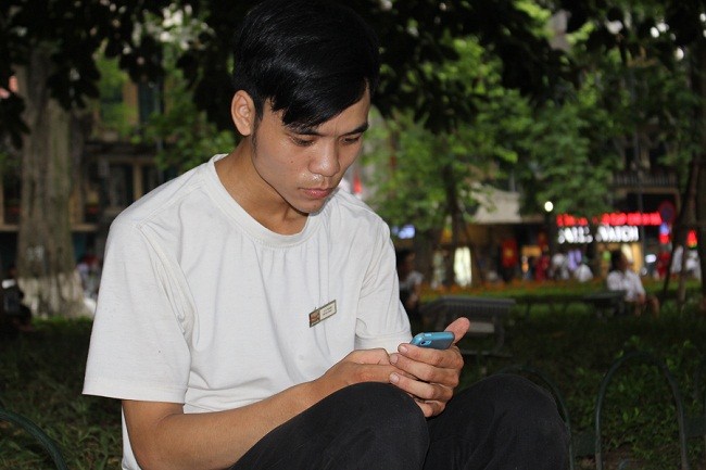 Bạn Lã Nghị cho biết, wifi xem video khá ổn định.