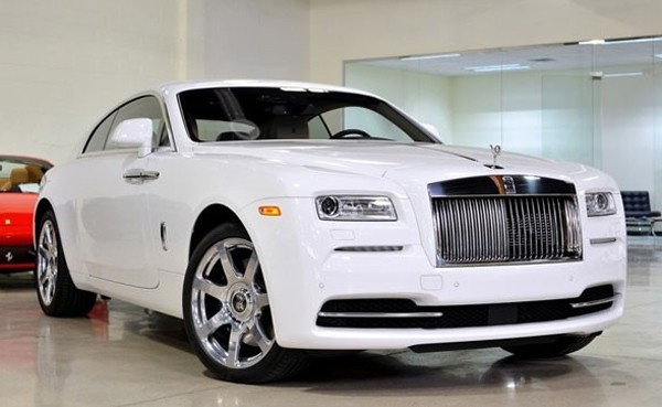 Hầm để xe toàn Rolls -Royce.