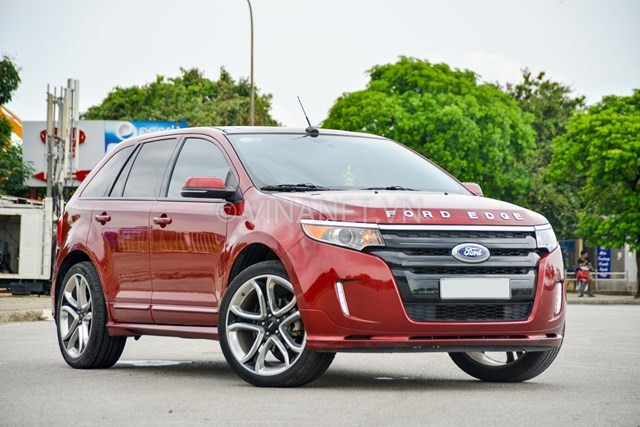 Triệu hồi 380.000 xe Ford Edge bị lỗi.