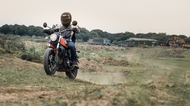 Ducati Scrambler Sixty2: Công tử đô thành