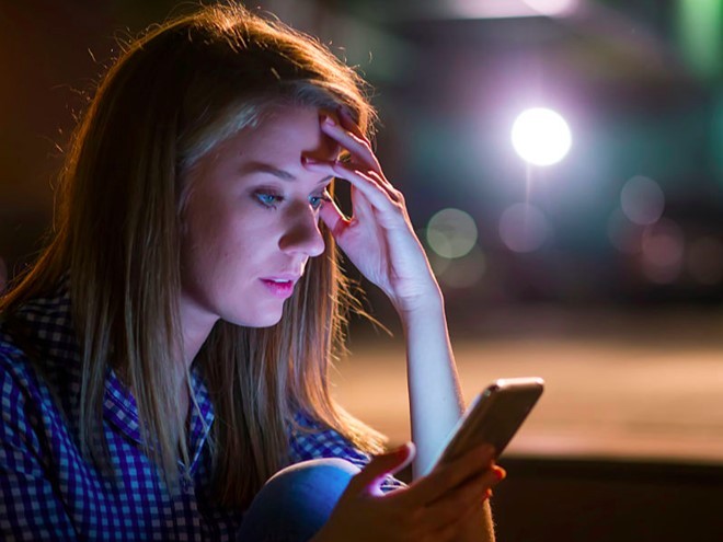 6. Trình duyệt mặc định từ bên thứ 3:Dù có thường xuyên dùng Chrome, Firefox hay những trình duyệt nào khác, iOS10 vẫn sẽ chuyển bạn về Safari khi ấn một đường link từ ứng dụng. Đây là vấn đề chung với cả email, lịch, và nhiều tính năng cơ bản khác... 6. Trình duyệt mặc định từ bên thứ 3:Dù có thường xuyên dùng Chrome, Firefox hay những trình duyệt nào khác, iOS10 vẫn sẽ chuyển bạn về Safari khi ấn một đường link từ ứng dụng. Đây là vấn đề chung với cả email, lịch, và nhiều tính năng cơ bản khác...