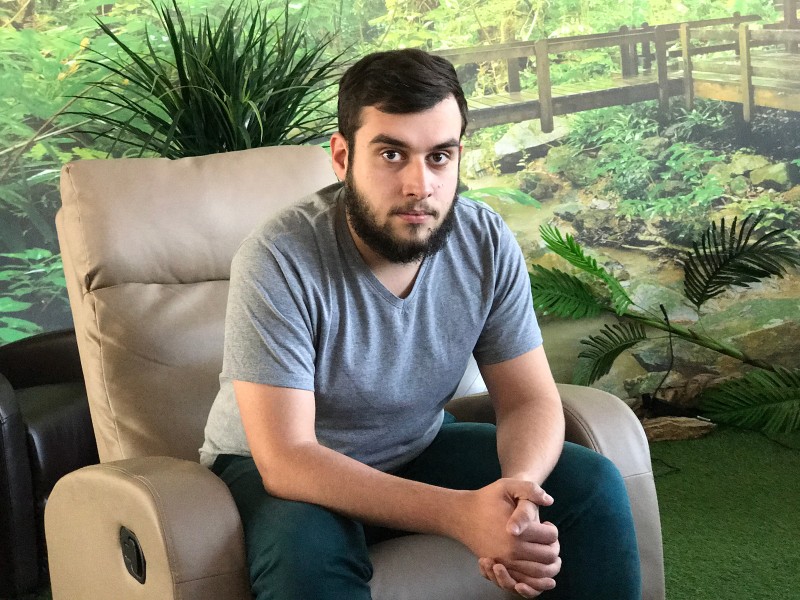 So thử ảnh chụp chân dung giữa iPhone 7 Plus và máy ảnh 1.600 USD ảnh 10