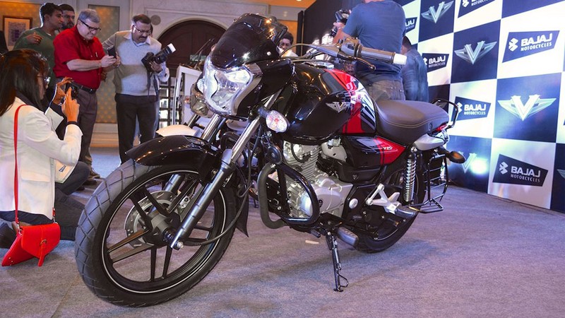 Xe côn tay Bajaj V12 giá rẻ hơn Honda Wave tại Việt Nam ảnh 1 Xe côn tay Bajaj V12 giá rẻ hơn Honda Wave tại Việt Nam ảnh 1