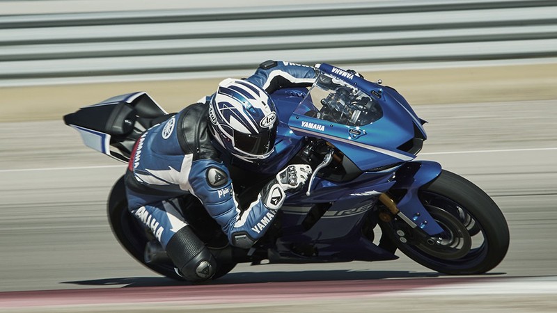 Chi tiết mô tô Yamaha YZF-R6 thế hệ 2017 với thiết kế lột xác ảnh 2