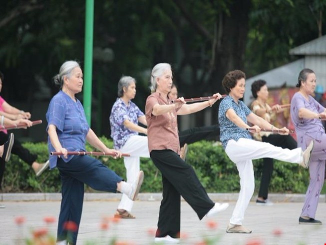 Bộ LĐ-TB&XH đề xuất tăng tuổi nghỉ hưu có lộ trình, và nhóm lao động- (Ảnh minh họa).