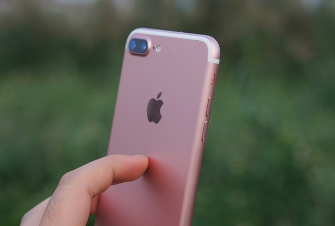 Cách Apple sử dụng cụm camera kép trên iPhone 7 Plus thực sự sáng tạo.