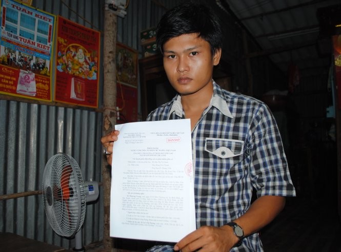 Tô Phương Trọng (xã Tân Thành, TP Cà Mau) - một trong những người bị Viện KSND Cà Mau truy tố oan tội hiếp dâm khi Trọng còn trẻ vị thành niên -Ảnh: Tấn Thái Tô Phương Trọng (xã Tân Thành, TP Cà Mau) - một trong những người bị Viện KSND Cà Mau truy tố oan tội hiếp dâm khi Trọng còn trẻ vị thành niên -Ảnh: Tấn Thái