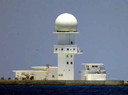 Cận cảnh tòa nhà 9 tầng Trung Quốc xây dựng trái phép trên bãi đá Huy Gơ ảnh 4 Cận cảnh tòa nhà 9 tầng Trung Quốc xây dựng trái phép trên bãi đá Huy Gơ ảnh 4