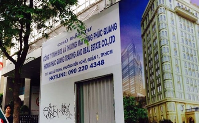 Chân dung 2 đối tác nhận chuyển nhượng 6 lô đất hơn 10.900 tỷ đồng tại Vinhomes Smart City ảnh 3 Vợ chồng ông Khoa “khàn” âm thầm rút khỏi dự án 2 mặt tiền Quận 1