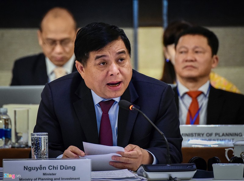 Ong Vu Khoan: The gioi canh tranh gay gat, Viet Nam o khu vuc nhay cam hinh anh 3