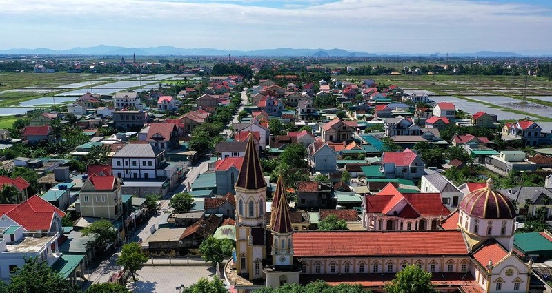 Khung cảnh trù phú của xã Đô Thành, huyện Yên Thành, tỉnh Nghệ An, nơi có cả nghìn người dân đi xuất khẩu lao động. (Ảnh: Zing)