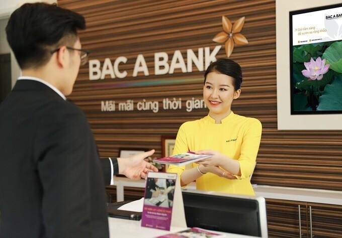 Lợi nhuận trước thuế của BAC A BANK có xu hướng tăng đều trong giai đoạn 2012-2020 với mức tăng bình quân 10-20%.
