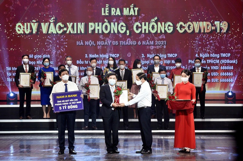 Nam A Bank cùng cả nước ủng hộ quỹ vaccine phòng, chống COVID-19