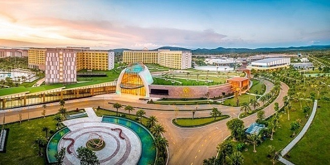 Casino Corona thuộc Công ty cổ phần Đầu tư và Phát triển du lịch Phú Quốc là dự án casino đầu tiên thí điểm cho người Việt tham gia. Ảnh: Casino Corona Phú Quốc. Casino Corona thuộc Công ty cổ phần Đầu tư và Phát triển du lịch Phú Quốc là dự án casino đầu tiên thí điểm cho người Việt tham gia. Ảnh: Casino Corona Phú Quốc.