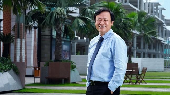 Ông Huỳnh Bá Lân - Nhà sáng lập, Chủ tịch HĐQT Kiến Á Group (Ảnh: Forbes)