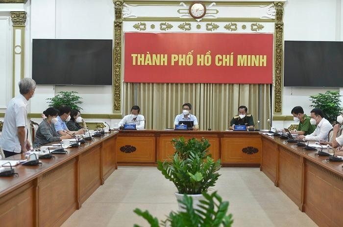 Phó Thủ tướng Vũ Đức Đam cùng Tổ Công tác đặc biệt của Chính phủ làm việc với Ban Chỉ đạo phòng, chống dịch của TP.HCM (Nguồn: hochiminhcity.gov.vn)