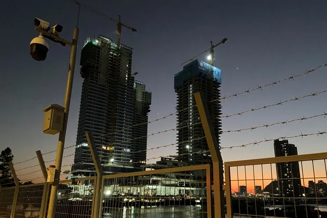 Trung Quốc cho phép cắt giảm lãi suất cho vay thế chấp đối với một số đối tượng mua nhà để hỗ trợ đà tăng trưởng cho nền kinh tế Trung Quốc cho phép cắt giảm lãi suất cho vay thế chấp đối với một số đối tượng mua nhà để hỗ trợ đà tăng trưởng cho nền kinh tế