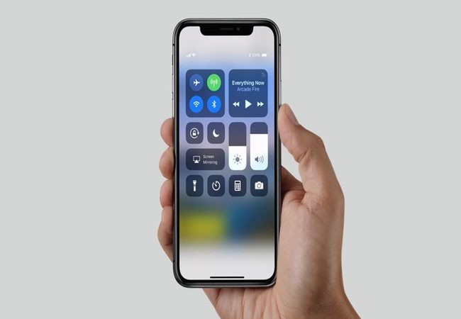 iPhone 9 sẽ có thiết kế hơi dài? (ảnh: Trusted Reviews)