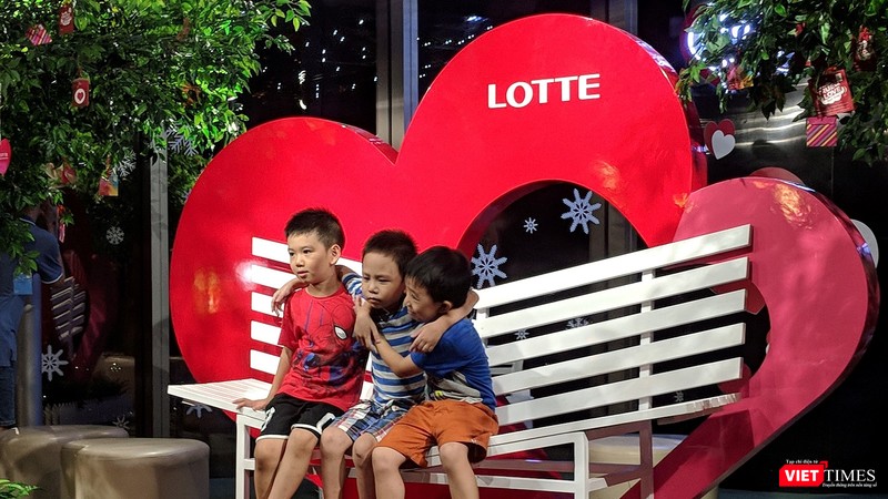 Check-in khu vực Love Photo Check-in khu vực Love Photo