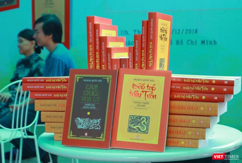 Hai bộ tiểu thuyết lịch sử đoạt Giải thưởng Nhà nước năm 2017 của nhà văn Hoàng Quốc Hải Hai bộ tiểu thuyết lịch sử đoạt Giải thưởng Nhà nước năm 2017 của nhà văn Hoàng Quốc Hải