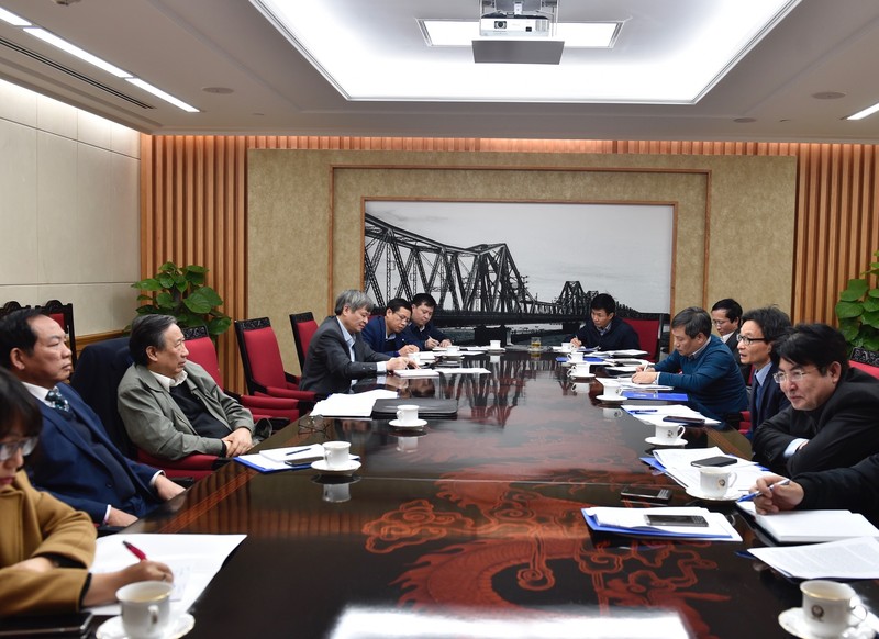 Tọa đàm về định hướng và giải pháp để khoa học công nghệ (KHCN) trở thành động lực trong thời kỳ Cách mạng công nghiệp 4.0. Tọa đàm về định hướng và giải pháp để khoa học công nghệ (KHCN) trở thành động lực trong thời kỳ Cách mạng công nghiệp 4.0.