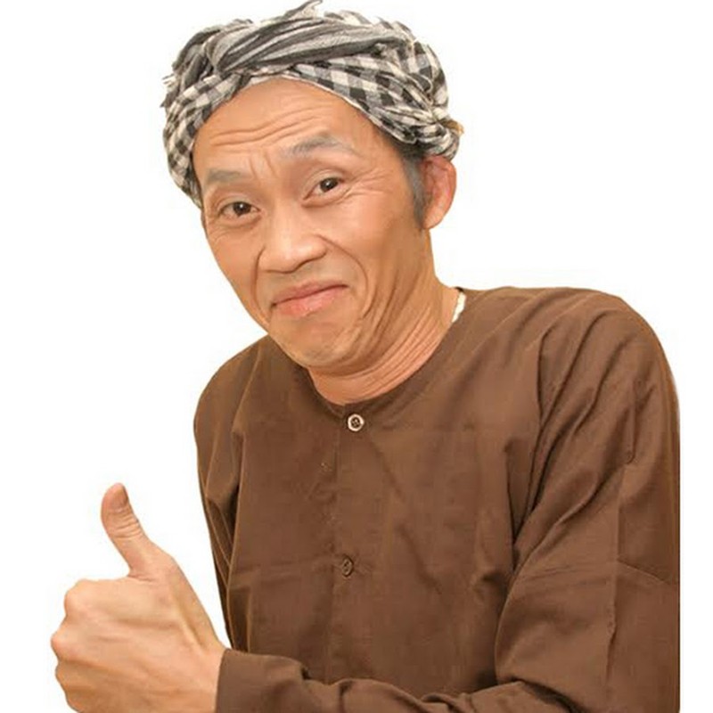 Nghệ sĩ Hoài Linh nổi bật trên sân khấu nhưng vẫn giữ cá tính Quảng giản dị Nghệ sĩ Hoài Linh nổi bật trên sân khấu nhưng vẫn giữ cá tính Quảng giản dị