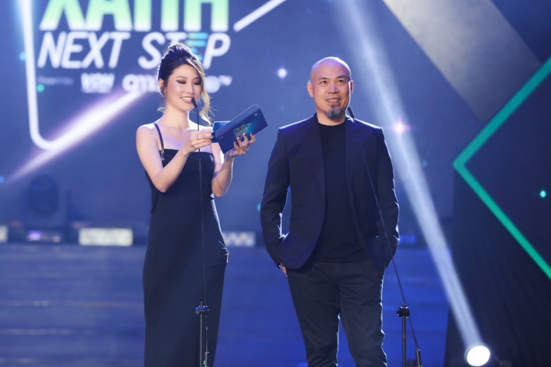 “Nữ hoàng đu đưa” Bích Phương làm gì với hot boy BigDaddy? ảnh 7 Diễm My 9X tiết lộ hâm mộ Bích Phương, Tiên Cookie từ lâu