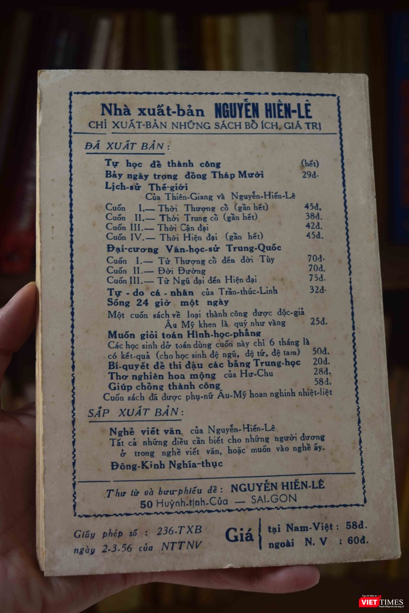 Rất nhiều đầu sách có giá trị vượt thời gian đã được ấn bản bởi NXB Nguyễn Hiến Lê Rất nhiều đầu sách có giá trị vượt thời gian đã được ấn bản bởi NXB Nguyễn Hiến Lê
