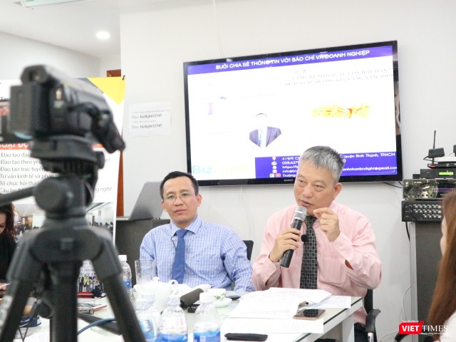 Ông Trần Thanh Hải - CT HĐQT Công ty CP Đầu tư kinh doanh vàng Việt Nam khẳng định vàng vẫn là thị trường ổn định nhưng "kén khách" Ông Trần Thanh Hải - CT HĐQT Công ty CP Đầu tư kinh doanh vàng Việt Nam khẳng định vàng vẫn là thị trường ổn định nhưng "kén khách"