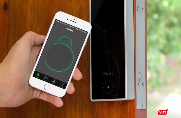 Khóa thông minh áp dụng công nghệ mới, đáp ứng tốt các tiêu chí như tính an toàn, tiện ích, thẩm mỹ; có khả năng sản xuất và nội địa hóa cao, giá thành tốt. Khóa thông minh áp dụng công nghệ mới, đáp ứng tốt các tiêu chí như tính an toàn, tiện ích, thẩm mỹ; có khả năng sản xuất và nội địa hóa cao, giá thành tốt.